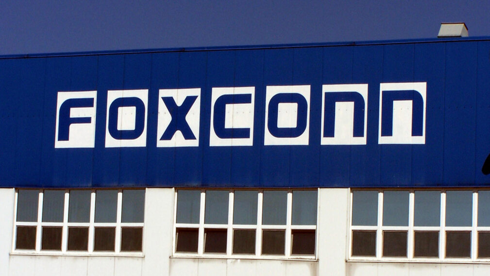 Foxconn Technology sees India as its third worldwide base for electric vehicles Banner Image